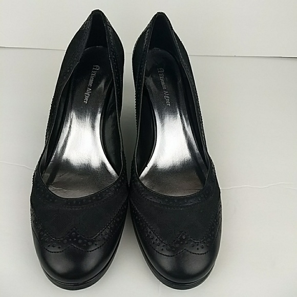 Etienne Aigner Ultima Size 8M Wedge Heel Shoes - Picture 2 of 8